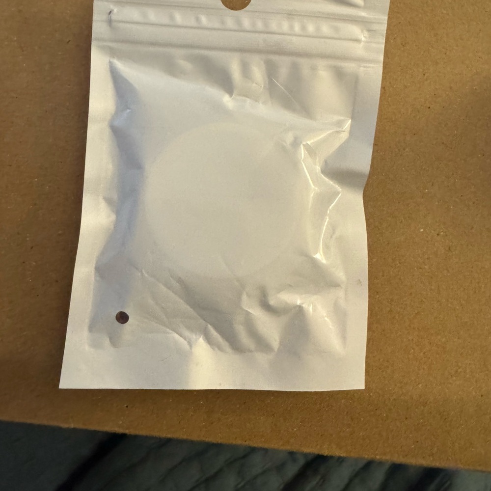 Multi-Color Screen Protector Set - Picture 5 of 5